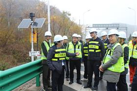 标题:爱游戏（ayx）体育官方网站交高投公司赴太行山高速邢邯段开展综合督导检查<br/>说明:<br/>日期:2025/11/7 20:10:07