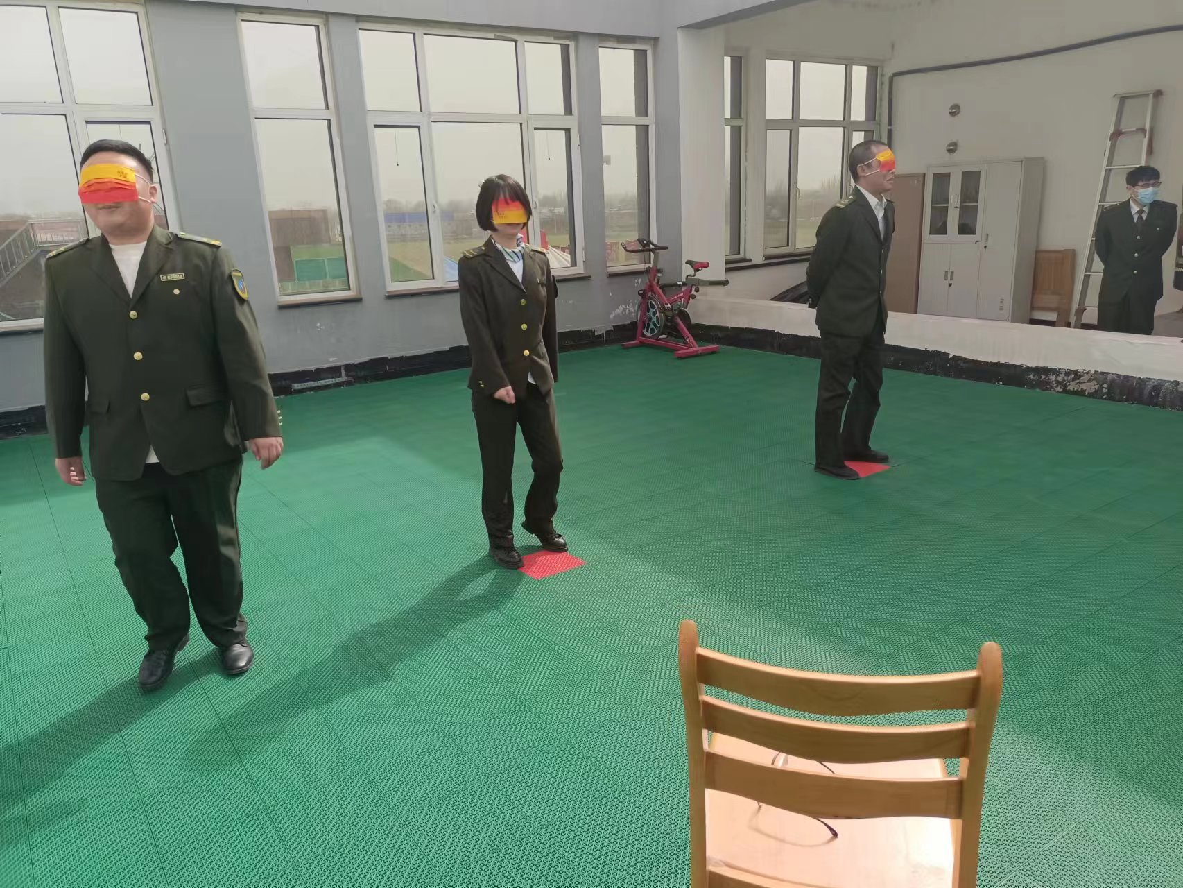 E:\用户\I\Desktop\2.jpg E:\用户\I\Desktop\2.jpg