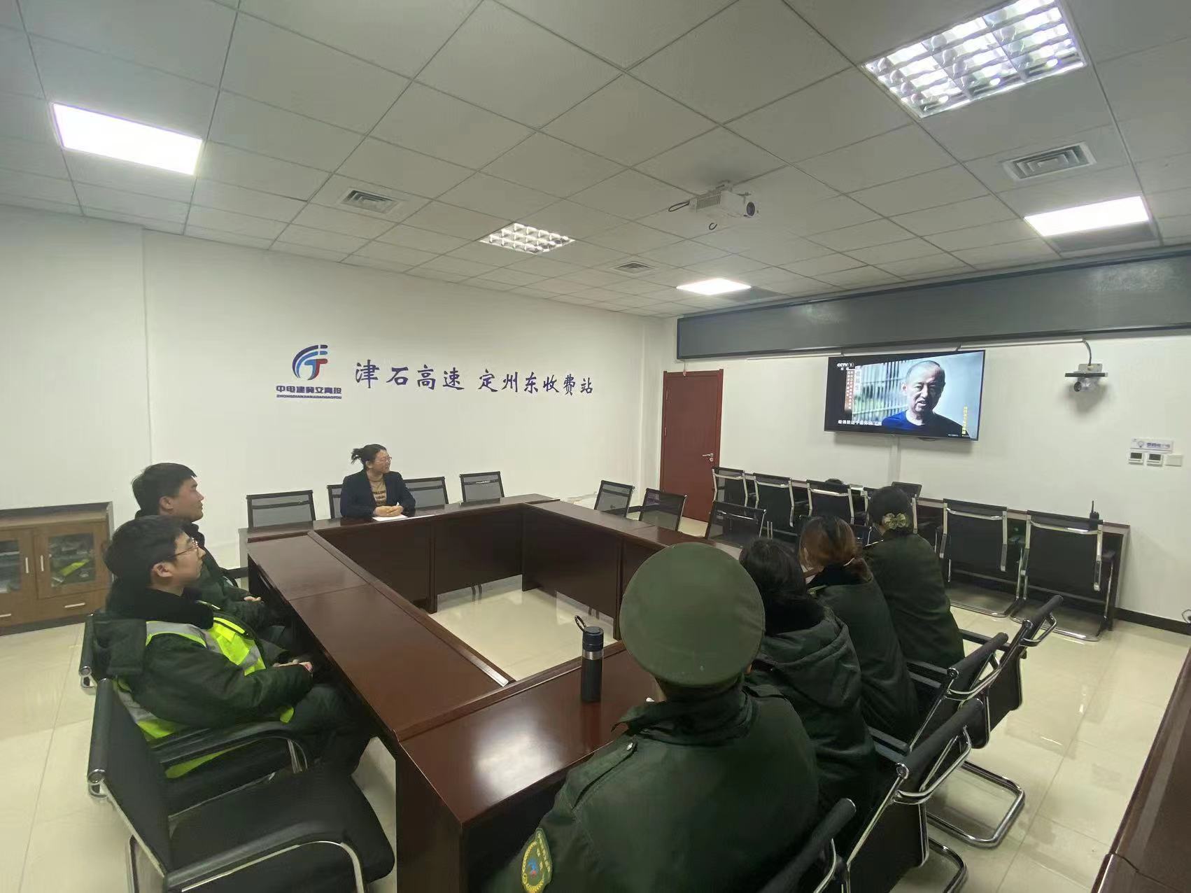 f5360df5a11ac2d3524d6c46d1bb9ab.jpg