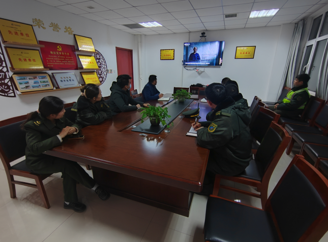 观看《持续发力 纵深推进》.png 观看《持续发力 纵深推进》.png