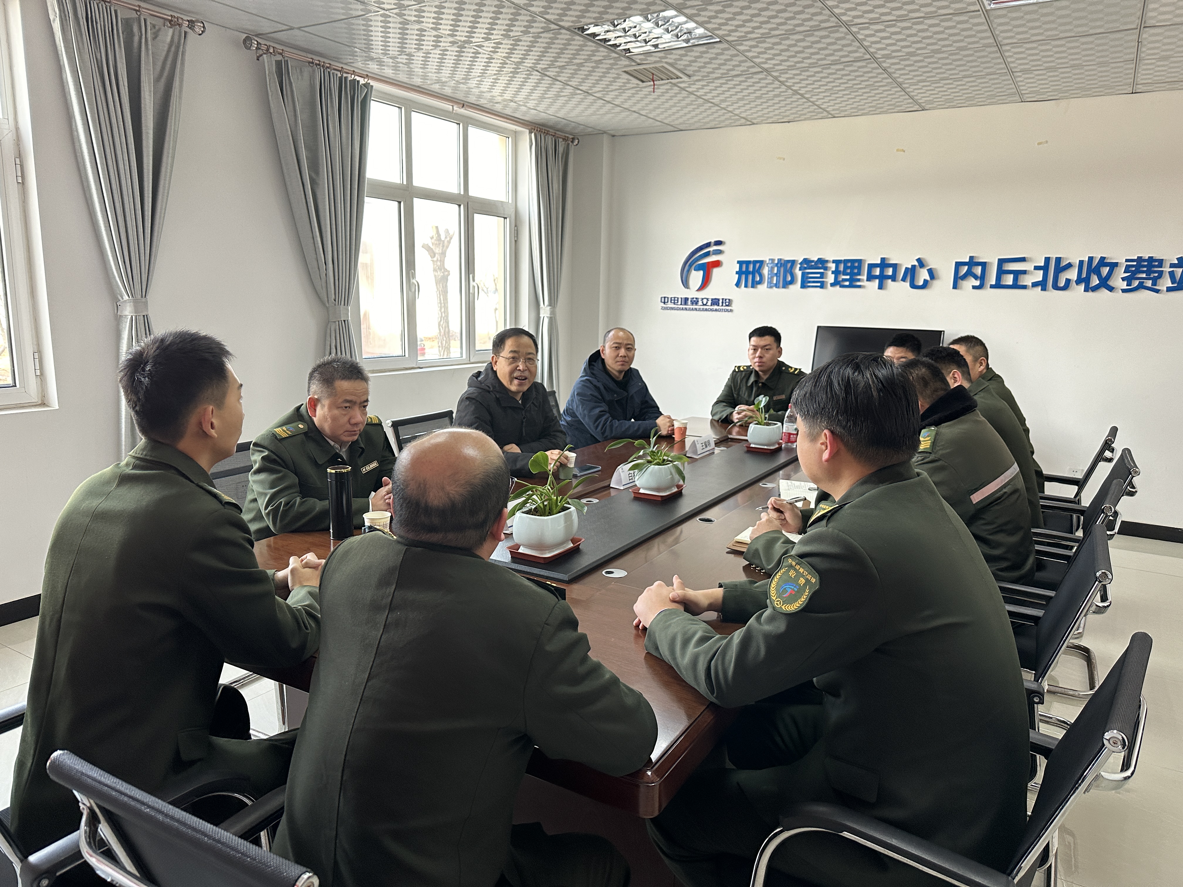 b10635955feef0326f3fc687ecb76af.jpg b10635955feef0326f3fc687ecb76af.jpg