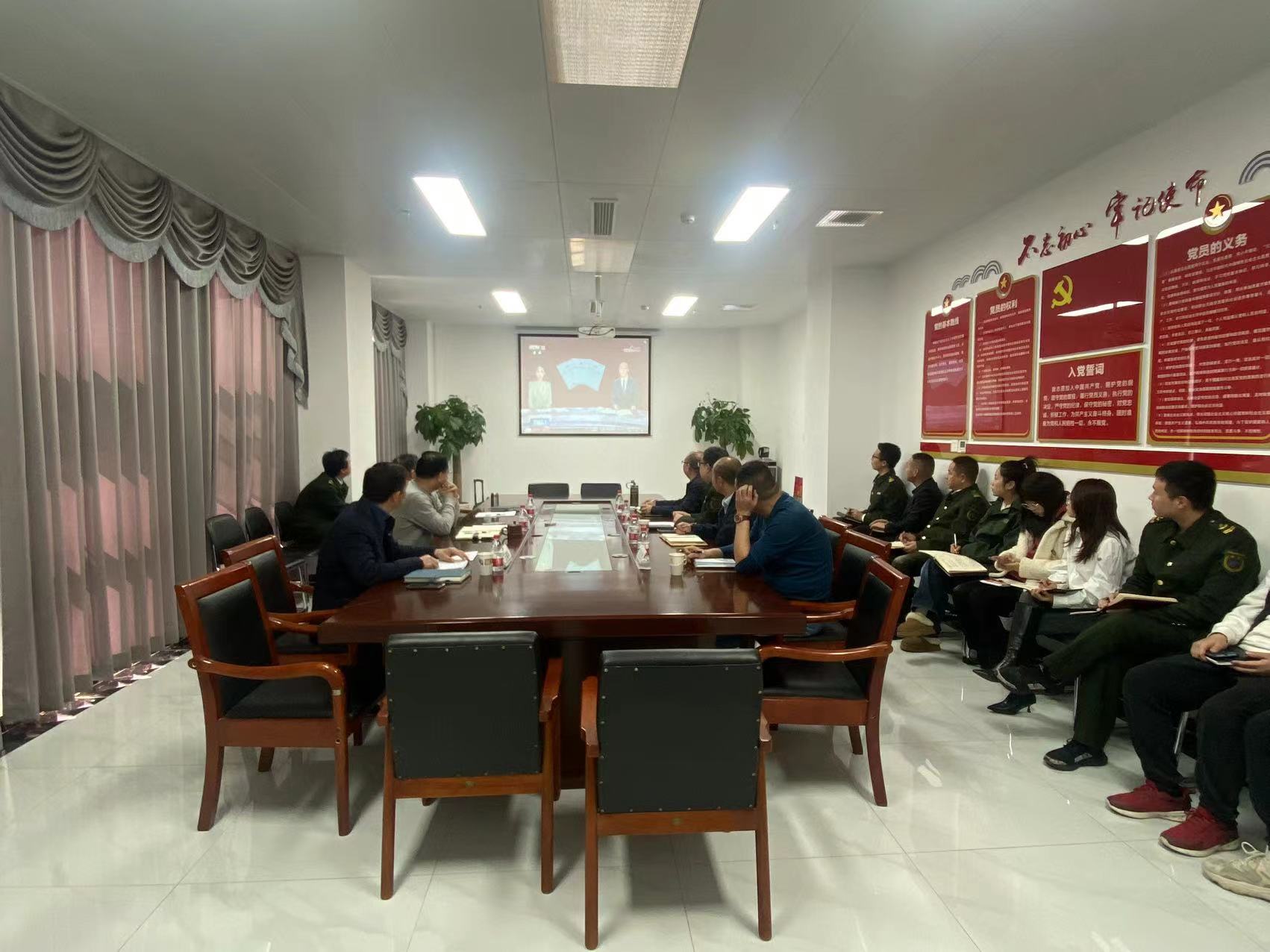 824ddd7e71d9ccec623828b3980846b.jpg 824ddd7e71d9ccec623828b3980846b.jpg