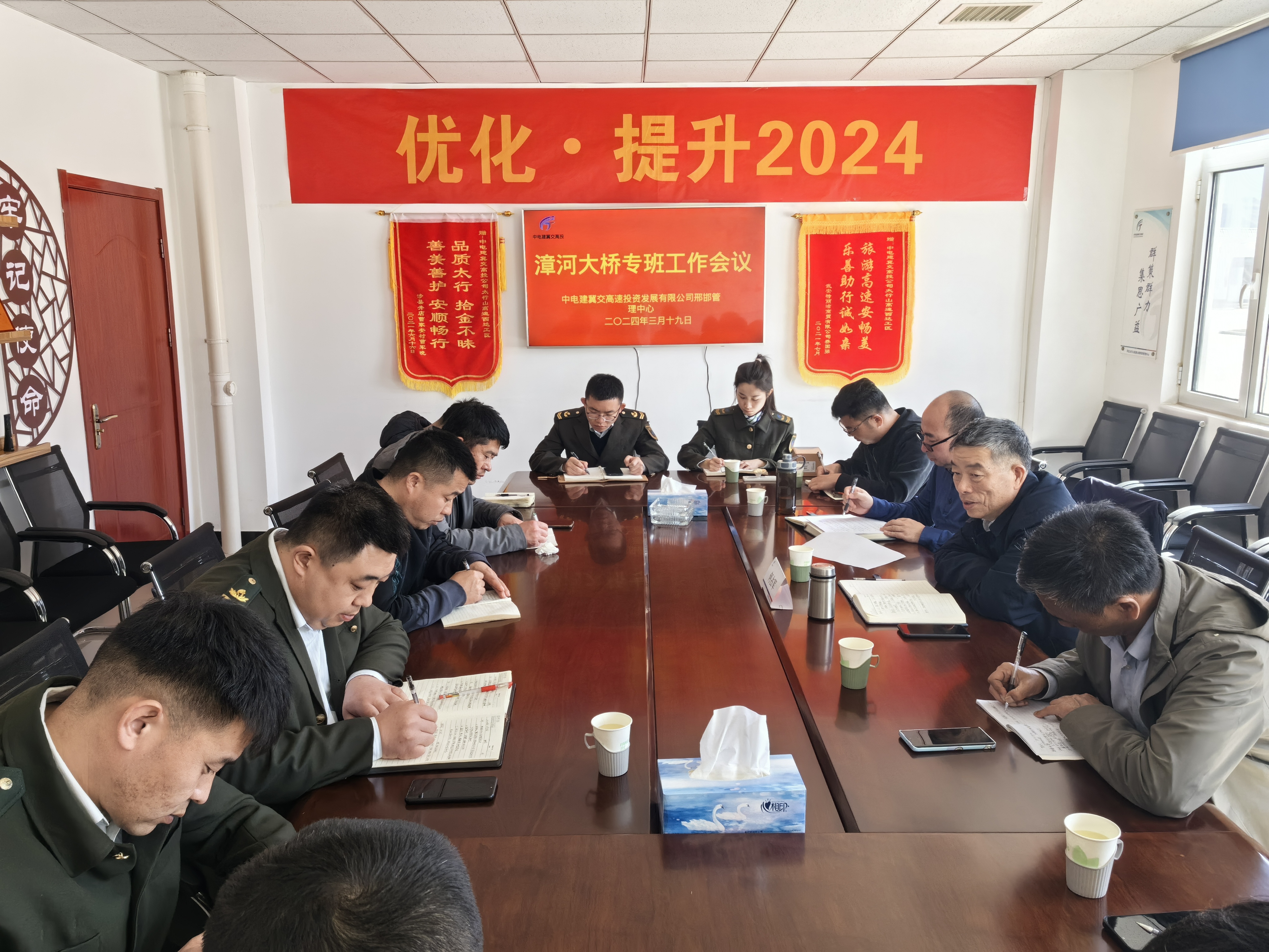 E:\桌面\04bb4b27fd9c433cd07873d215271c9.jpg E:\桌面\04bb4b27fd9c433cd07873d215271c9.jpg