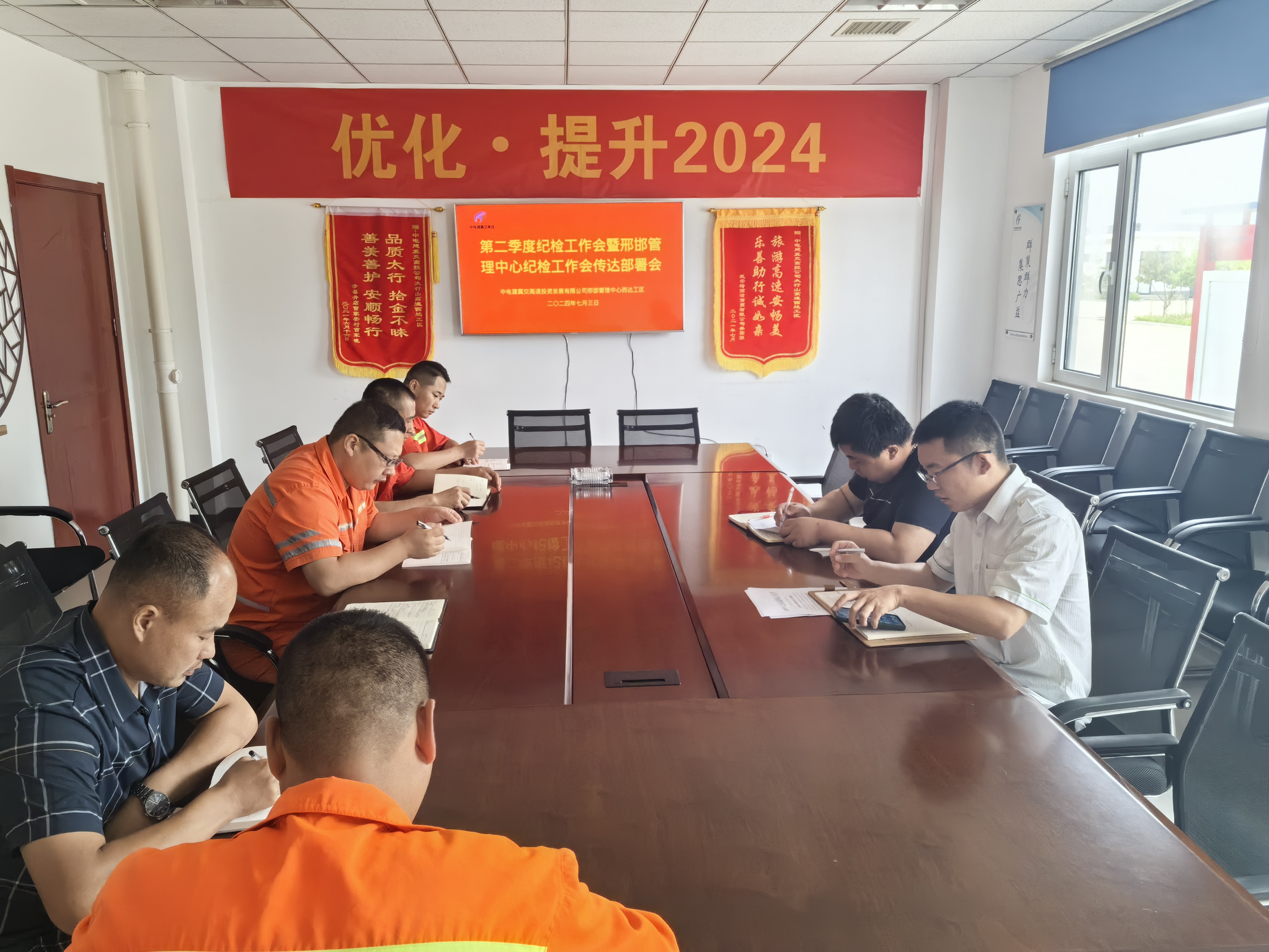 D:\桌面文件\7978627148be66978a7a81fbe0cc3a5.jpg