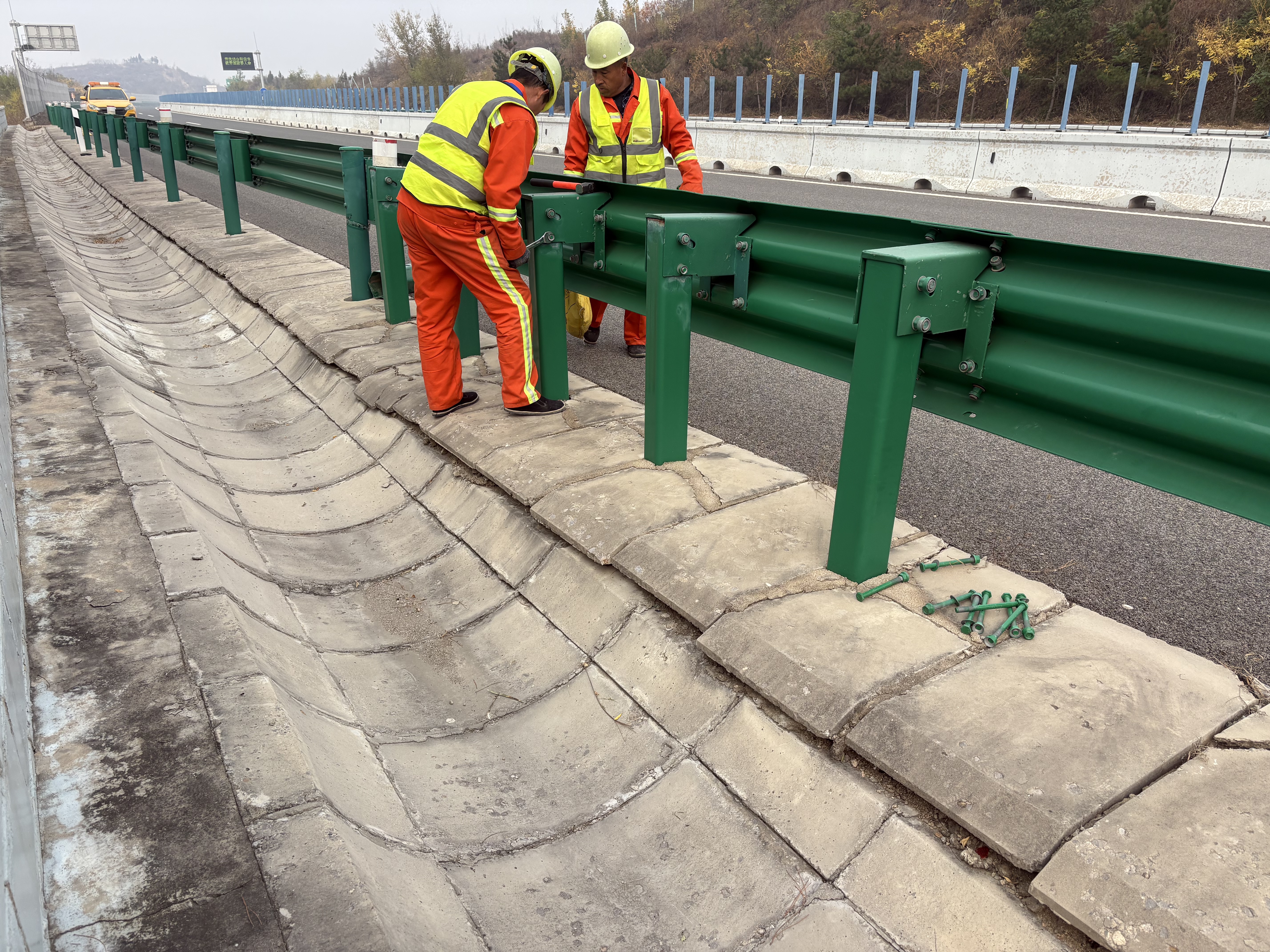 7562f1e25622412530d6de31b528aa97.jpg 7562f1e25622412530d6de31b528aa97.jpg